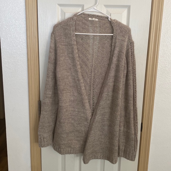 Cardigan - Picture 1 of 1